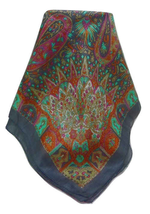 Tradizionale Sciarpa Quadrata di Seta Devika Grey