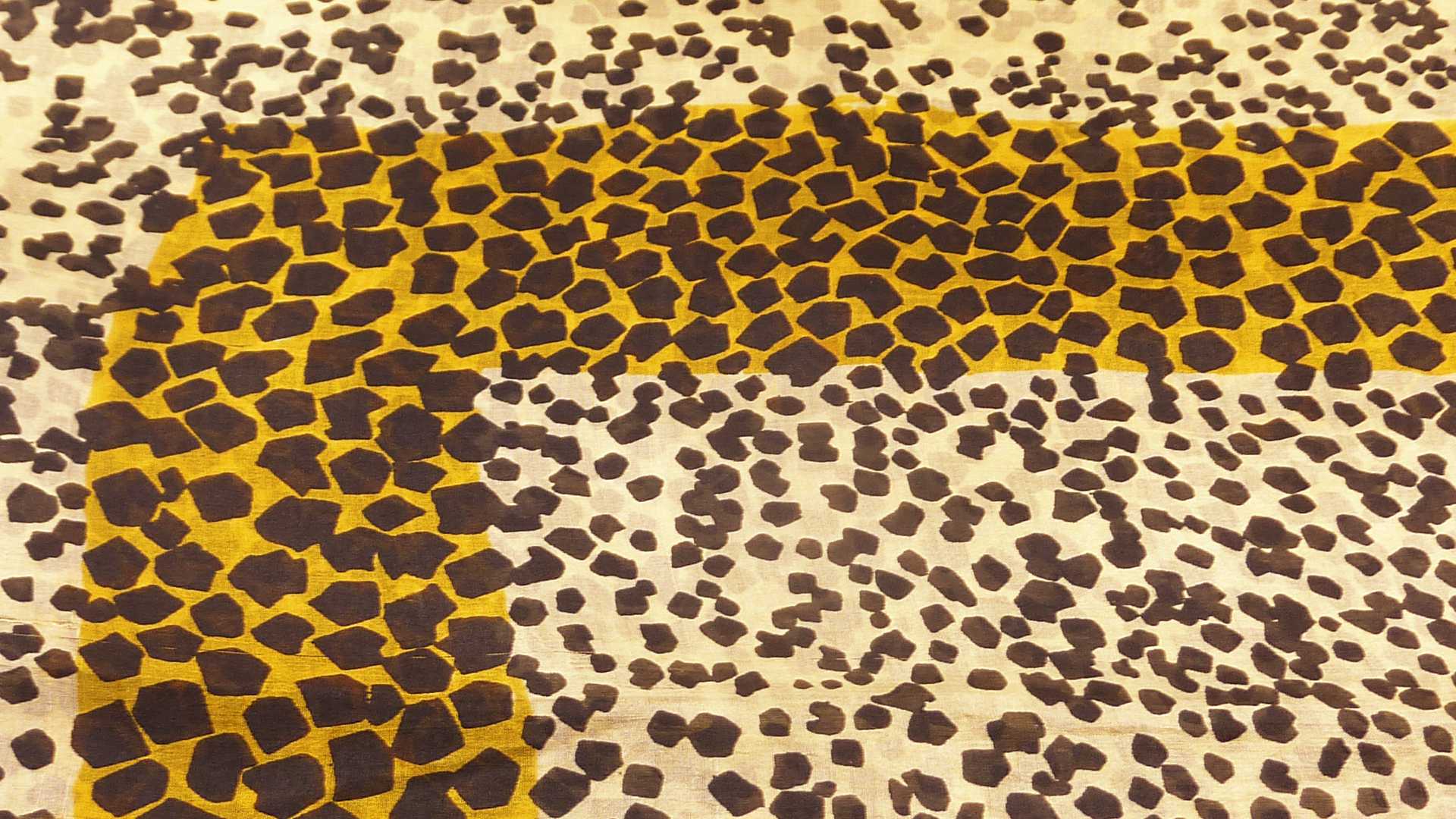 Sciarpa Quadrata Contemporary Seta di Gelso Markle Black da Pashmina & Silk